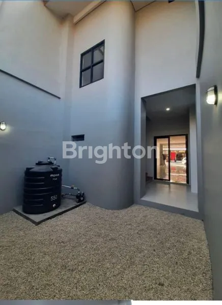 image RUKO 2 LANTAI BARU JADI AREA PADAT PENDUDUK DEKAT RS SANGLAH (1)