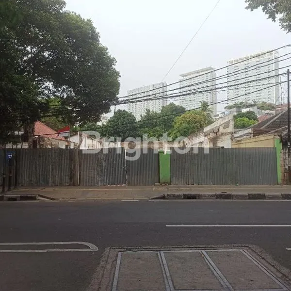 LAHAN DI TENGAH KOTA, GONDANGDIA (CIKINI) - MENTENG, JAKARTA PUSAT