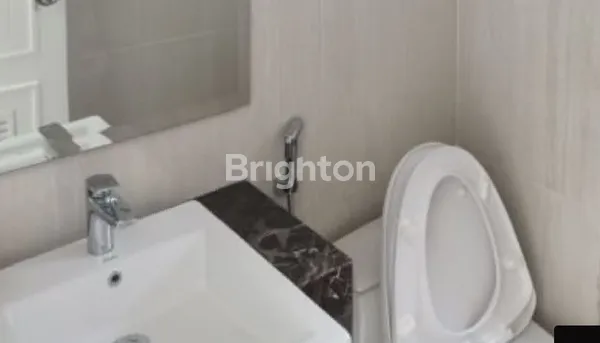 image GRAND CONDOMINIUM 3BR LANTAI 10 SEMI FURNISH (2)