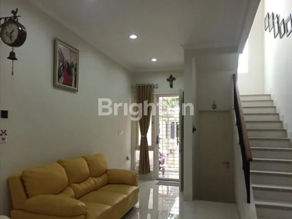 image RUMAH SIAP HUNI DI VOLTA GADING SERPONG (3)