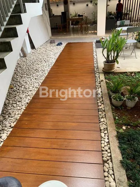 image RUMAH KOS LUXURIOUS & STRATEGIS DI SERPONG (7)