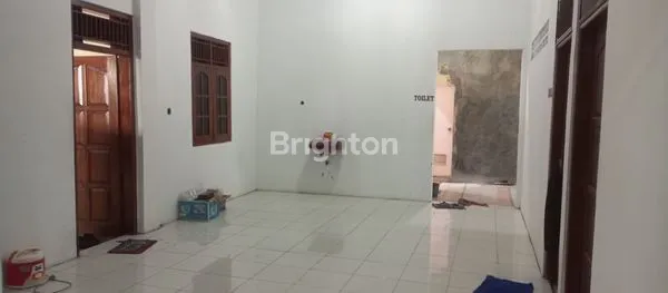 image RUANG USAHA BERHADAPAN DENGAN JALAN RAYA GUBUGAN (4)