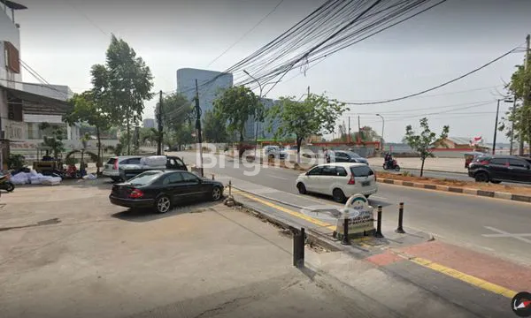 image RUKO 3 LANTAI PLUIT (3)