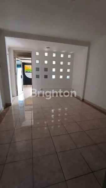 image RUKO 4 LANTAI SIAP PAKAI PETOJO CIDENG TIMUR JAKARTA PUSAT (4)