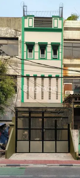 image RUKO 4 LANTAI SIAP PAKAI PETOJO CIDENG TIMUR JAKARTA PUSAT (8)