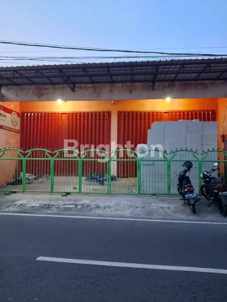 image RUMAH TOKO DALAM KOTA MADIUN (1)