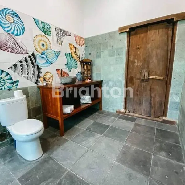 image RUMAH INI COCOK BAGI ANDA YANG MENYUKAI SUASANA SUNYI  & SEJUK (8)