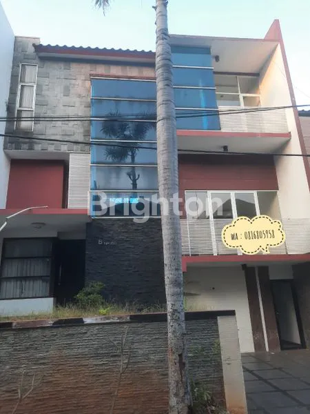 image RUMAH STRATEGIS DI SUKMAJAYA (1)