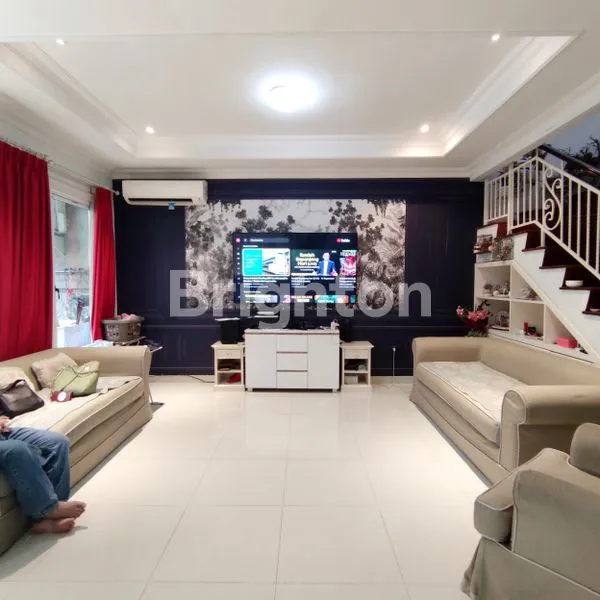 image RUMAH CASA GOYA PARK RESIDENCE UKURAN 13X20 FURNISH KEBON JERUK JAKARTA BARAT (3)