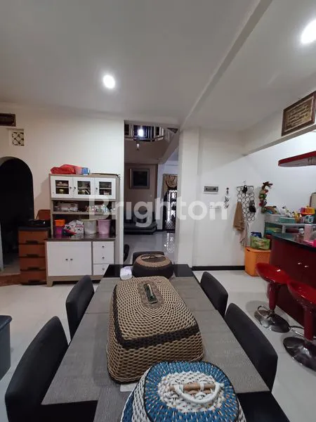 image RUMAH MEWAH GUNUNGSARI INDAH (4)