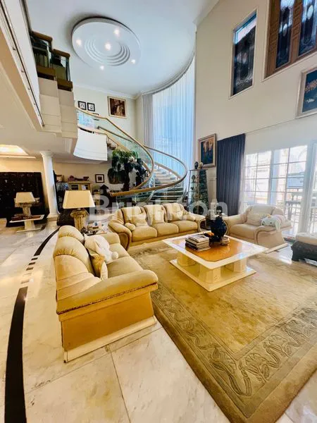 image FOR SALE! BIG LUXURY HOUSE KAWASAN MEGA KUNINGAN, JAKARTA SELATAN. LOKASI ELIT, SUPER STRATEGIS (1)
