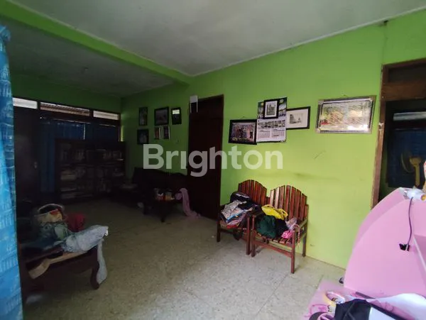 image RUMAH DEKAT LAPANGAN CILIWUNG, UNIVERSITAS MERDEKA (UNMER) & POLITEKNIK NEGERI MADIUN (4)