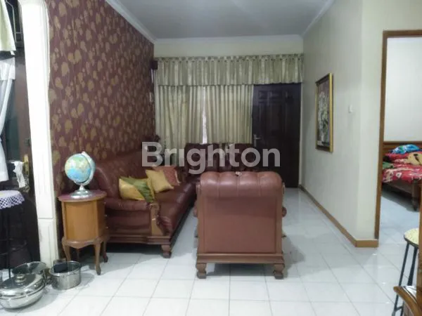 image RUMAH 1,5 LANTAI SIAP HUNI  FULL PURNISHED SANGAT STRATEGIS HANYA SELANGKAH KE MALL BOTANI SQUARE DAN UNIVERSITAS IPB DAN PAKUAN DI PERUMAHAN KPP IPB BERANANGSIANG 3 BOGOR KOTA (3)