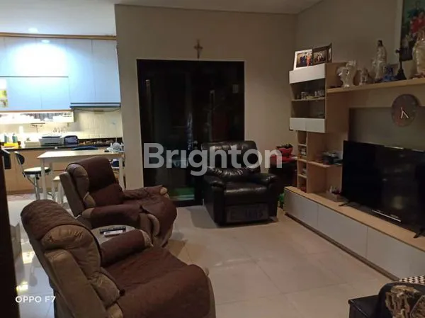 image RUMAH RAPI SIAP HUNI SAVIA BSD CITY 2 LANTAI (2)