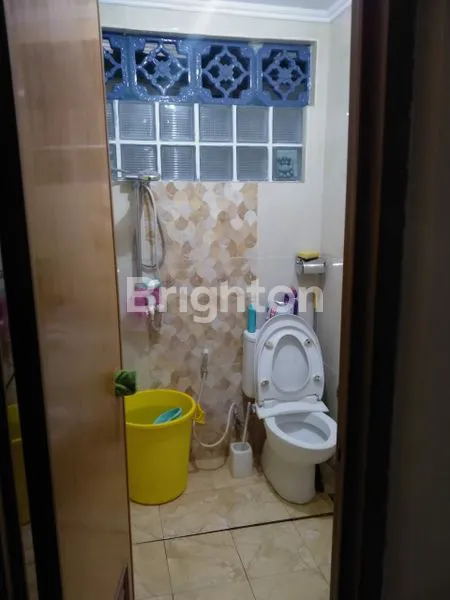 image RUMAH 1,5 LANTAI SIAP HUNI  FULL PURNISHED SANGAT STRATEGIS HANYA SELANGKAH KE MALL BOTANI SQUARE DAN UNIVERSITAS IPB DAN PAKUAN DI PERUMAHAN KPP IPB BERANANGSIANG 3 BOGOR KOTA (7)