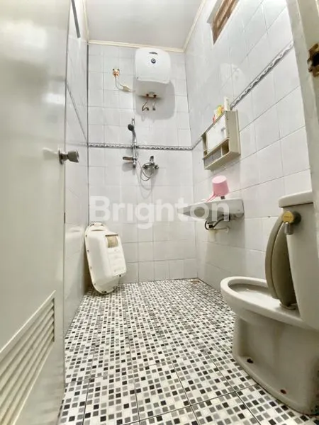 image RUMAH HALAMAN LUAS DI JAGAKARSA (7)