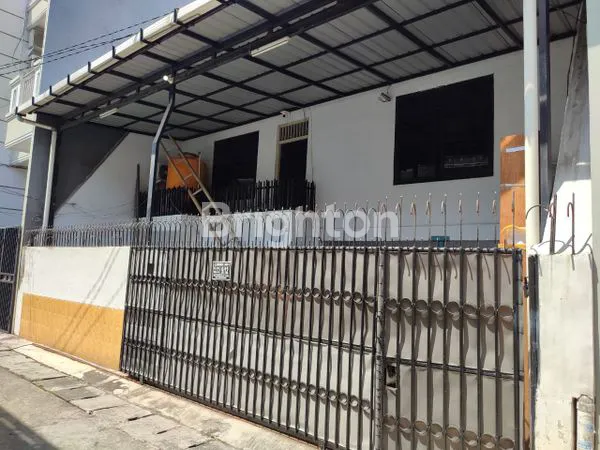image WOW TURUN HARGA RUMAH PADEMANGAN DARI 3M CUMA 2,75M AJA (1)