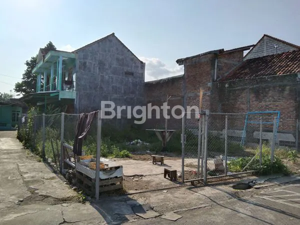 image TANAH SIAP BANGUN LOKASI KAMPUS, DIKELILINGI RUMAH KOS KOST. AREA KAMPUS UMY UNIVERSITAS MUHAMMADIYAH YOGYAKARTA (3)