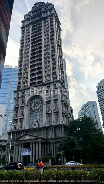 APARTEMEN LUXURIOUS DAN STRATEGIC VIEW CITY