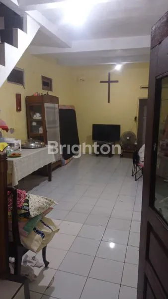 image RUMAH ASRI SIAP HUNI DI TENGAH KOTA PASURUAN (3)