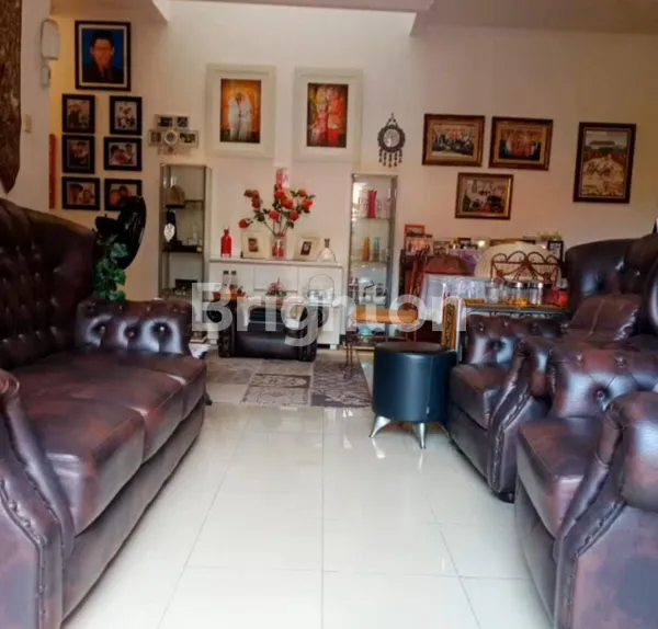 image RUMAH KOMPLEK CILEDUG LARANGAN INDAH ESTATE TANGERANG MURAH (3)