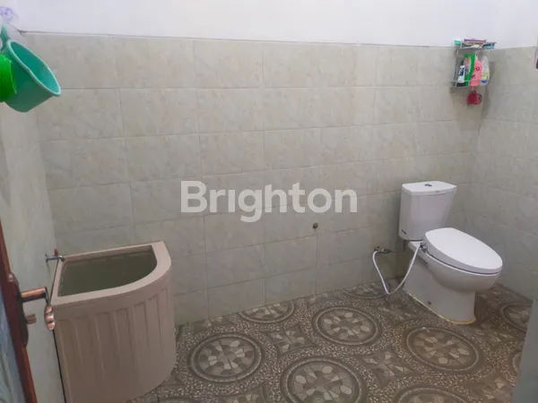 image RUMAH 2,5 LANTAI DI JL SATRIA BALEARJOSARI BLIMBING (6)