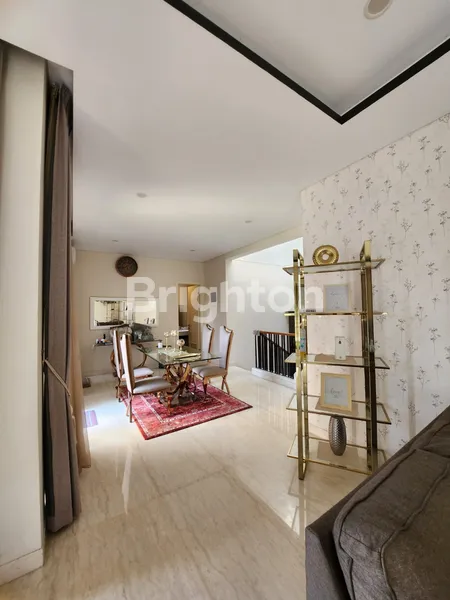 image MOZART TIPE 12, FULL FURNISHED - 12X19 PREMIUM & HOEK (2)