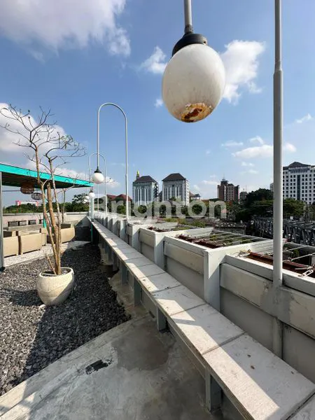 image GEDUNG 3 LANTAI DI NOL JALAN SUHAT  KOTA MALANG (2)