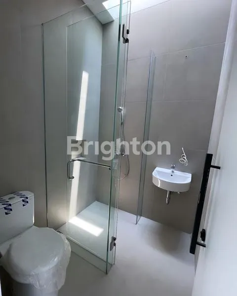 image RUMAH GRESS MINIMALIS 2 LANTAI LEBAK JAYA READY 3 UNIT (3)