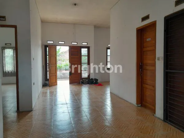 image RUMAH 1 LANTAI SIAP DI HUNI DAERAH CIPATAT (1)