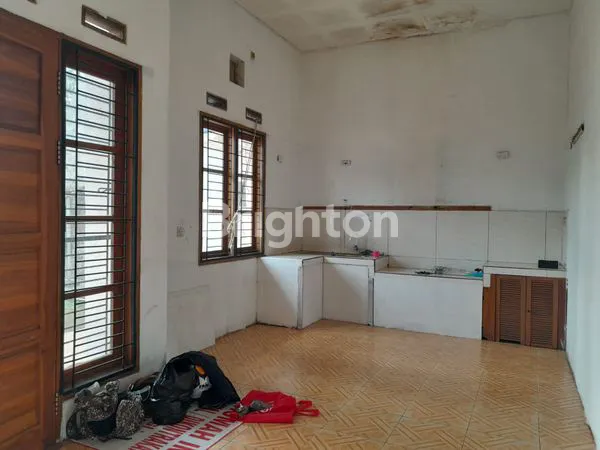 image RUMAH 1 LANTAI SIAP DI HUNI DAERAH CIPATAT (4)