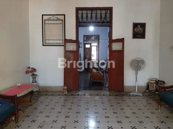 image RUMAH LUAS TENGAH KOTA LOKASI LAMPER LOR SEMARANG SELATAN (3)