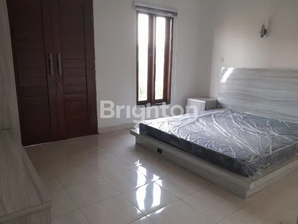 image RUMAH ONE GATE SISTEM DENGAN BANYAK KAMAR (8)