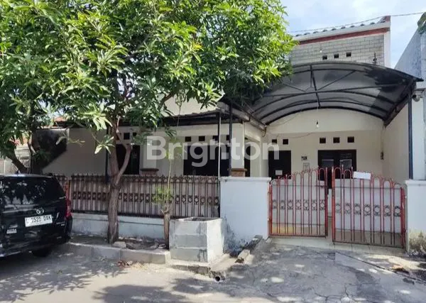 image RUMAH KOST PUTRI KUTISARI SURABAYA  (1)