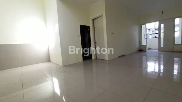 image RUMAH BARU DI GUNUNG ANYAR TAMBAK RUNGKUT SURABAYA DEKAT WIGUNA, PURIMAS, PENJARINGAN, PANDUGO, MEDOKAN AYU, MERR (8)