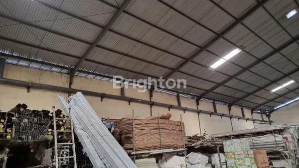 image GUDANG SIAP PAKAI DI PERGUDANGAN OSOWILANGUN PERMAI (2)