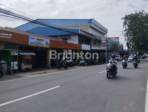 TANAH DENGAN 4 KIOS DAN 2 RUKO 2LT LOKASI STRATEGIS PINGGIR JALAN UTAMA PONTIANAK TIMUR
