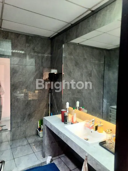 image OFFICE SPACE DI PLAZA ASIA DI JALAN SUDIRMAN JAKARTA SELATAN  (6)