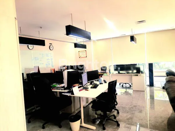 image OFFICE SPACE DI PLAZA ASIA DI JALAN SUDIRMAN JAKARTA SELATAN  (8)