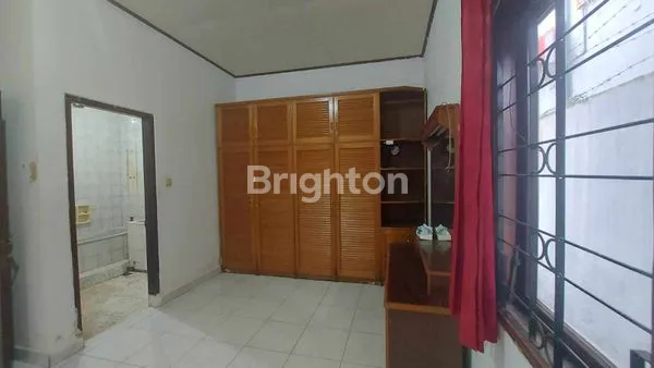 image RUMAH 2 LANTAI SIAP HUNI DEPAN BIG MALL (5)