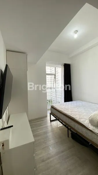 image APARTEMEN SEASON CITY, UNIT SEPERTI BARU, FULL FURNISHED SEPERTI BARU, VIEW POOL (4)