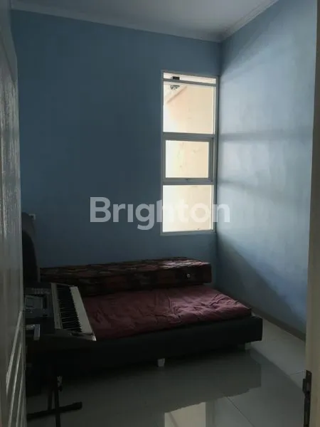 image RUMAH DENGAN LOKASI NYAMAN DAN STRATEGIS DI PANDANWANGI (4)