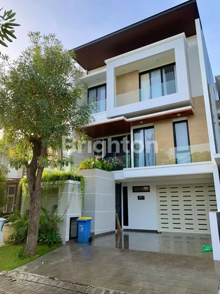 image DIJUAL RUMAH MEWAH SIAP HUNI! (1)