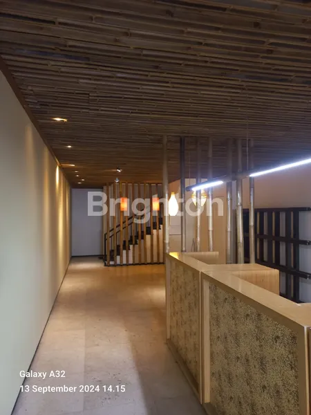 image RUKO PUSAT KOTA  SURABAYA JALAN KEDUNGDORO 4 LANTAI KONDISI BAGUS SIAP PAKAI COCOK BUAT BANK, RESTO, KANTOR, DAN SEGALA USAHA (3)