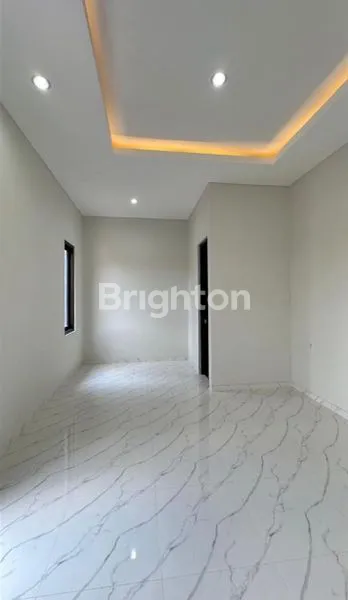 image RUMAH DI MEDOKAN ASRI, SURABAYA (6)