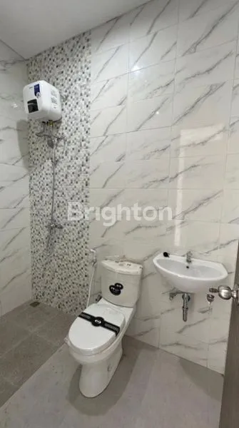 image RUMAH DI MEDOKAN ASRI, SURABAYA (4)