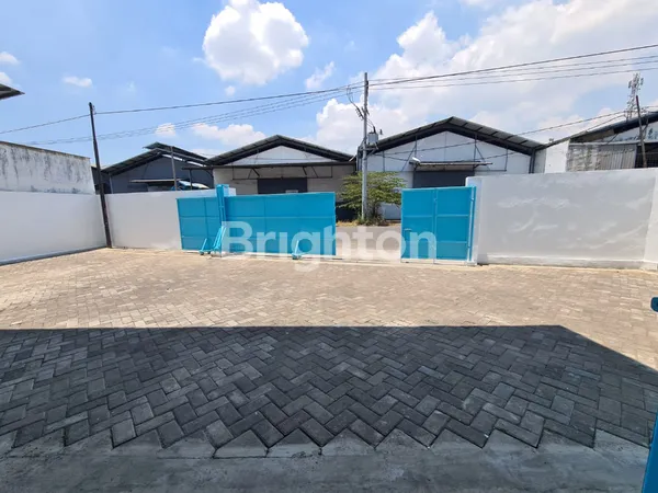 image GUDANG RAYA MARGOMULYO SIAP PAKAI BAGUS ADA LAHAN PARKIR PRIBADI DAN KANTOR (2)