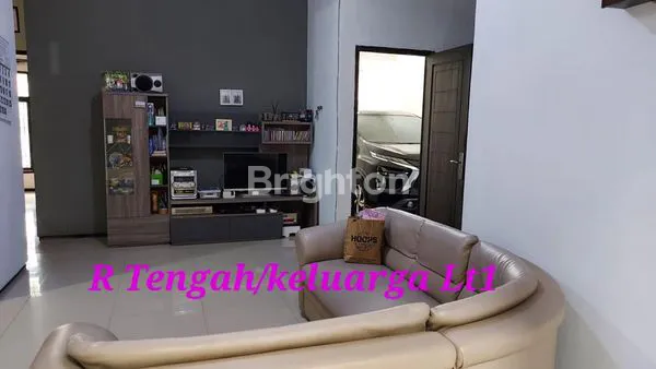 image RUMAH 2 LANTAI DI PERMATA JINGGA, SOEKARNO HATTA (5)