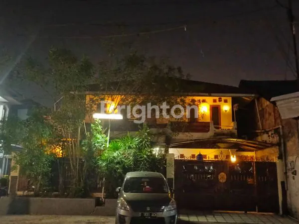 image RUMAH 2 LANTAI SIAP HUNI SANGAT BAGUS (1)