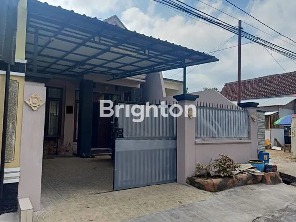 image DIJUAL CEPAT RUMAH PLUS PERABOT PULOSARI MALANG (1)